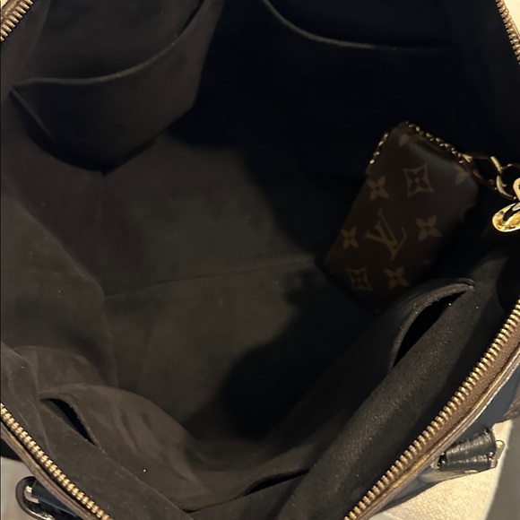 Louis Vuitton bag - Picture 5 of 8